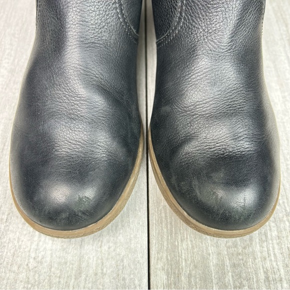 Dansko Becki Black Leather Waterproof Heeled Ankle Boots Women’s Size 9 EUR 39 - Picture 7 of 12